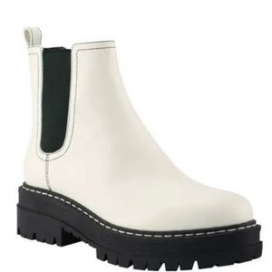 Marc Fisher LTD Padmia chunky boot. Size 8.